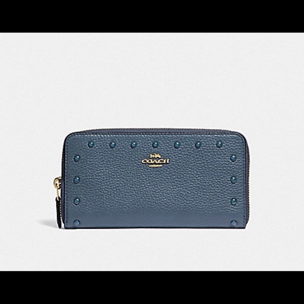 BNWT AUTHENTIC COACH ACCORDION ZIP WALLET